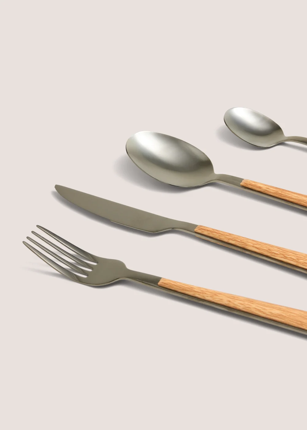 16 Pack Wood Effect Cutlery Set Image 2