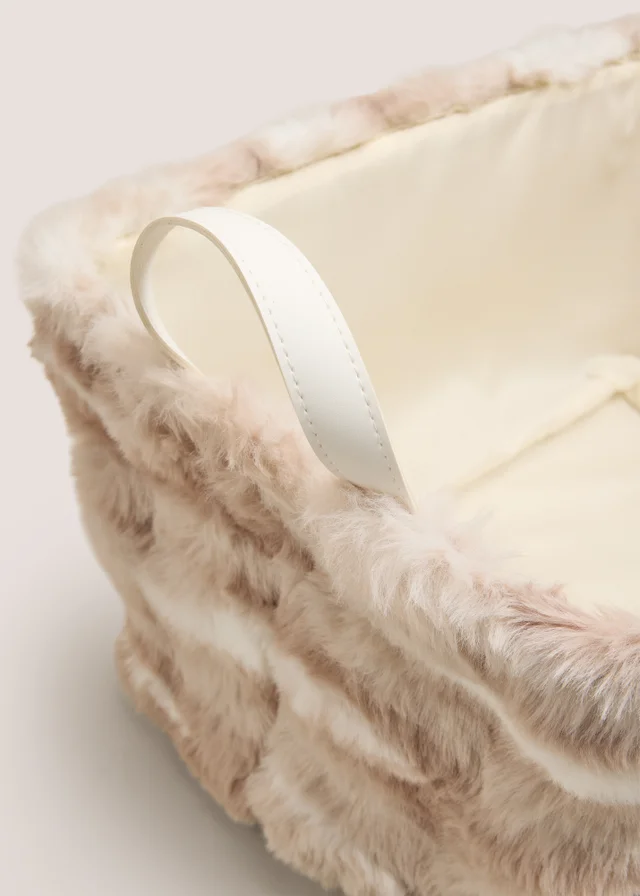 Medium Natural Faux Fur Basket