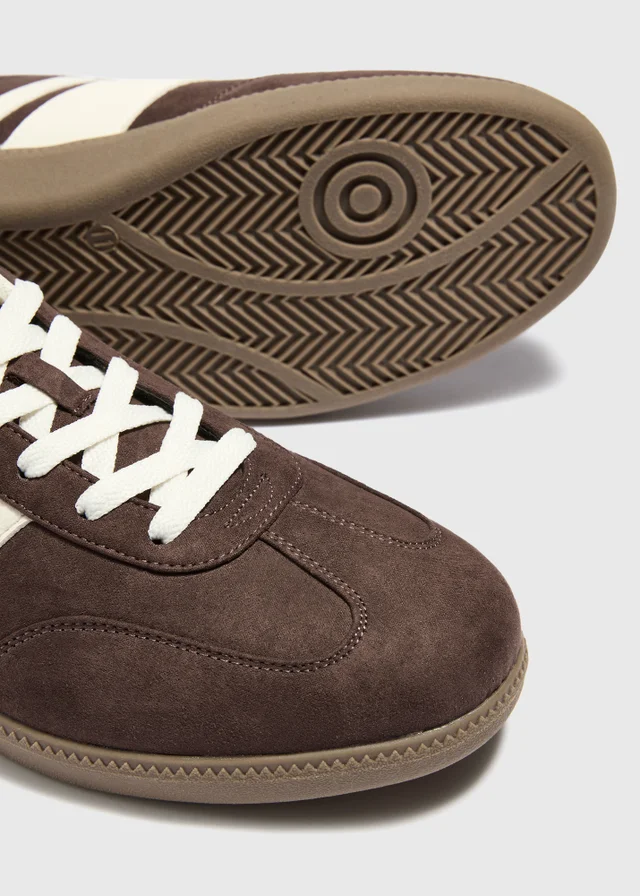 Brown Retro Flat Trainer