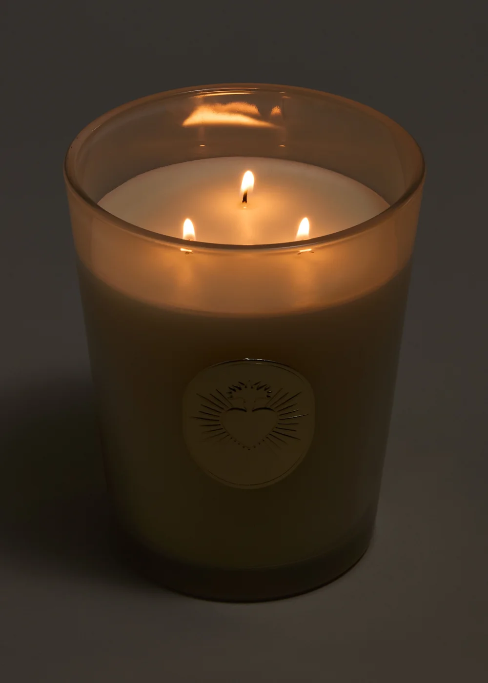 Cashmere Heart Large Candle Image 2