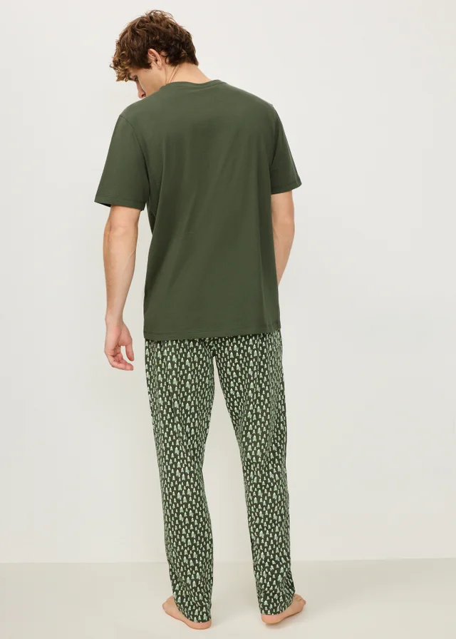 Green Yeti Print Christmas Pyjamas