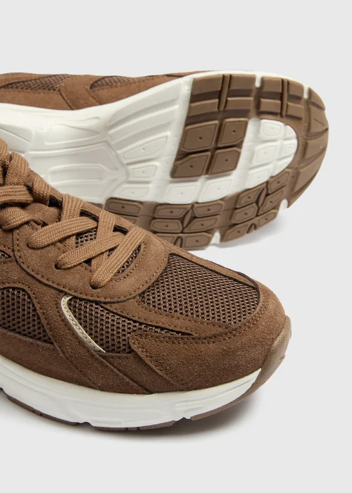 Brown Runner Trainers - 3 Image 3
