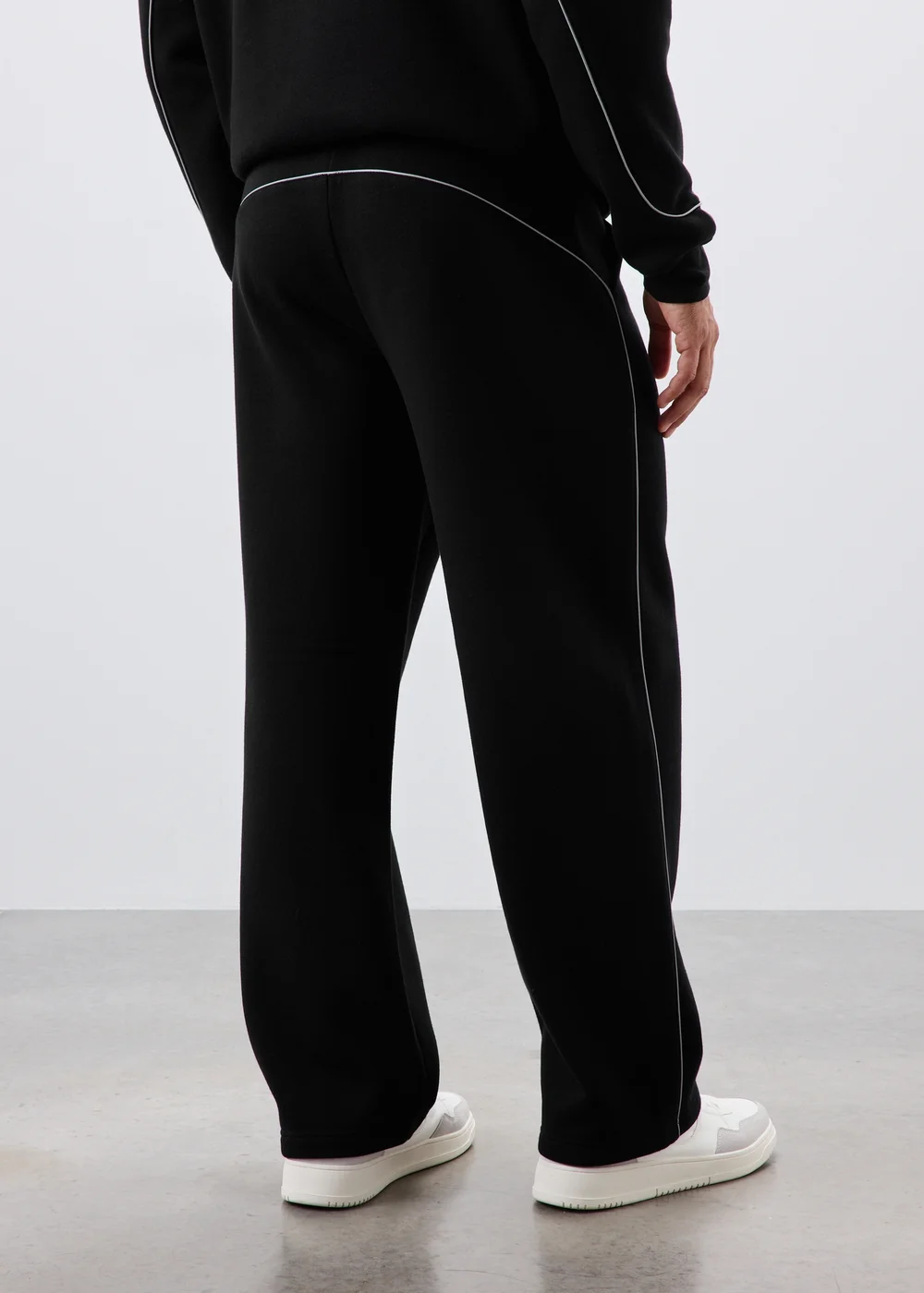 Souluxe Black Reflective Piping Jogger - XS Image 2