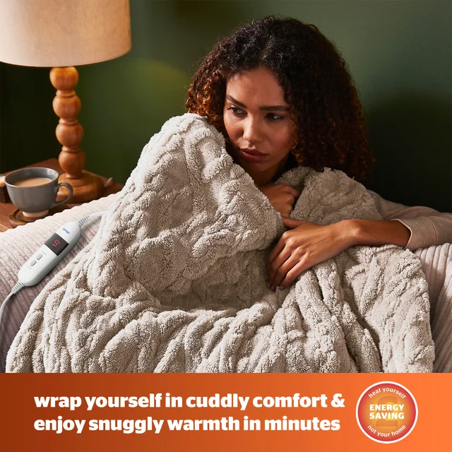 Silentnight Cream Luxury Super Cosy Heated Throw