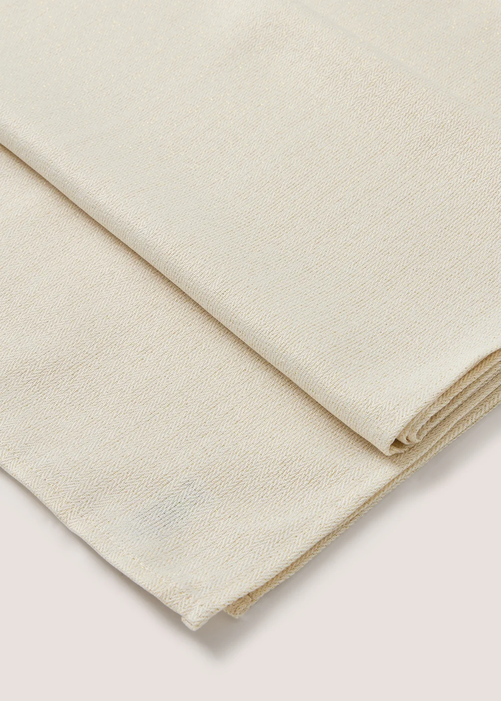 Cream Herringbone Metallic Tablecloth Image 2