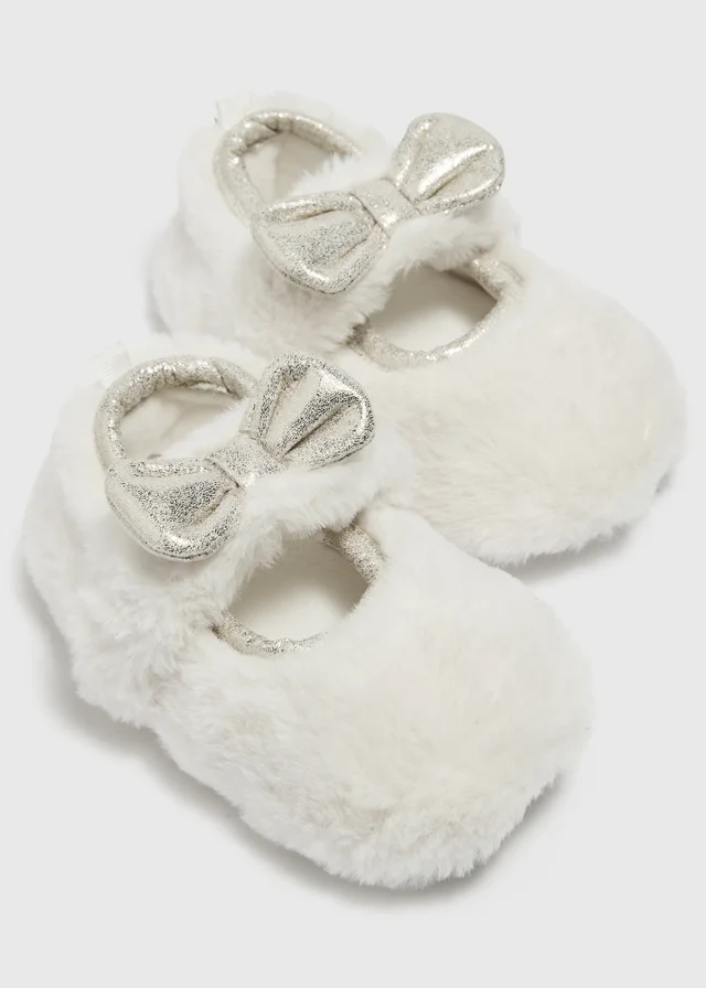 Girls Cream Faux Fur Bow Ballet Slippers (Younger 4 - Older 13)