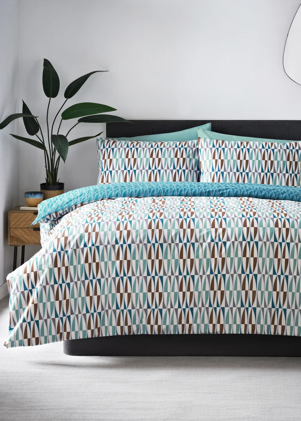 Blue Geometric Duvet Set - Single Image 1