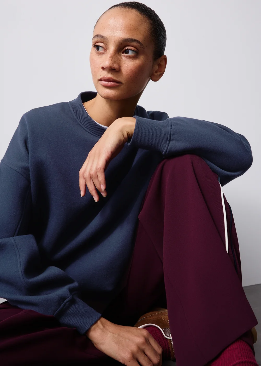 Navy Bubble Hem Sweatshirt - XS Image 4
