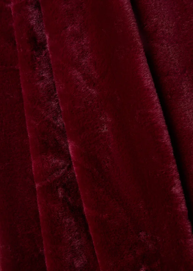 Burgundy Faux Fur Throw
