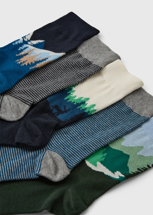 5 Pack Mountain Design Socks - 6-8.5 Image 2