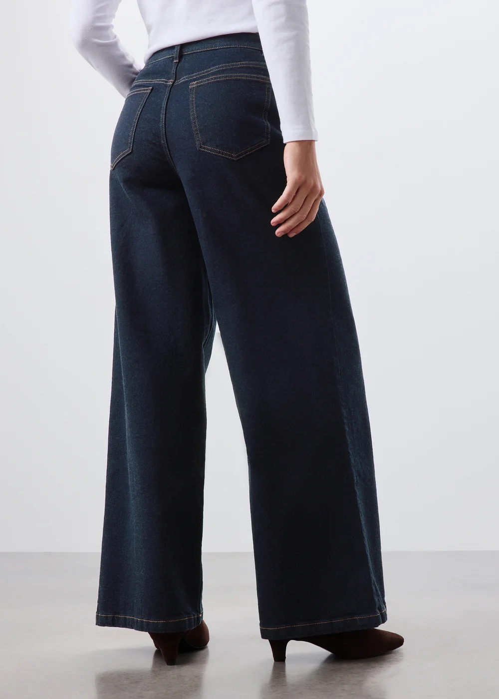 Indigo Exposed Seam Wide Leg Jeans - 24/L29 Image 3