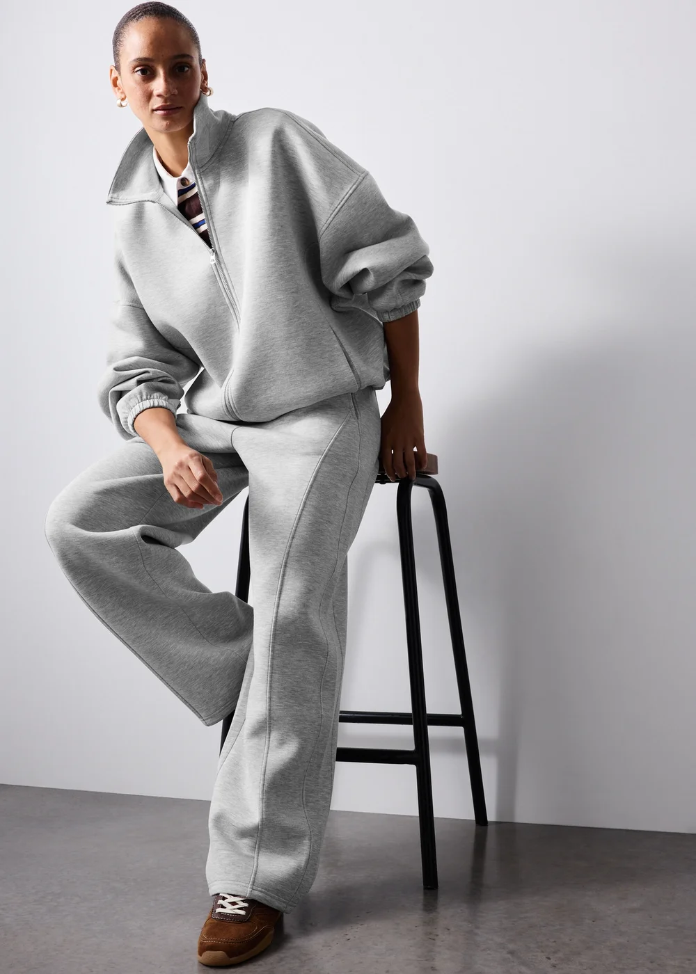 Grey Scuba Bungee Hem Jacket - M Image 4