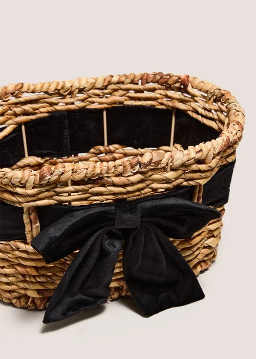 Mono Bow Wicker Basket Image 2
