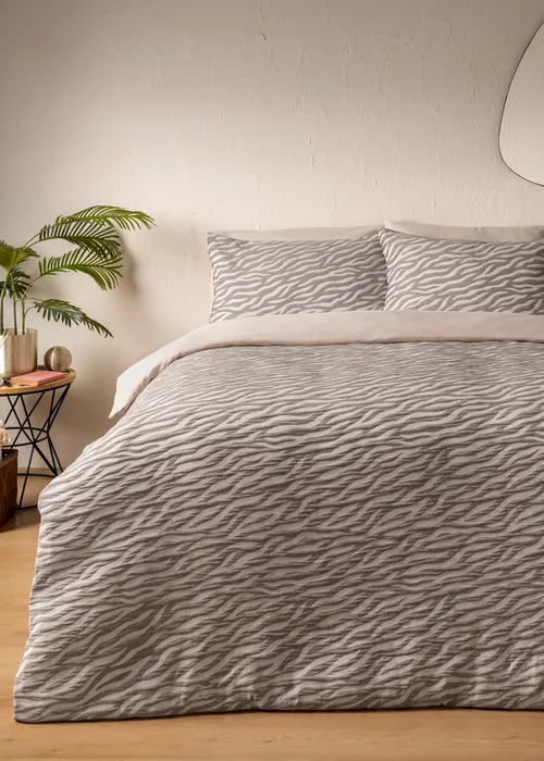 Zebra Print Duvet Set - Double Image 1