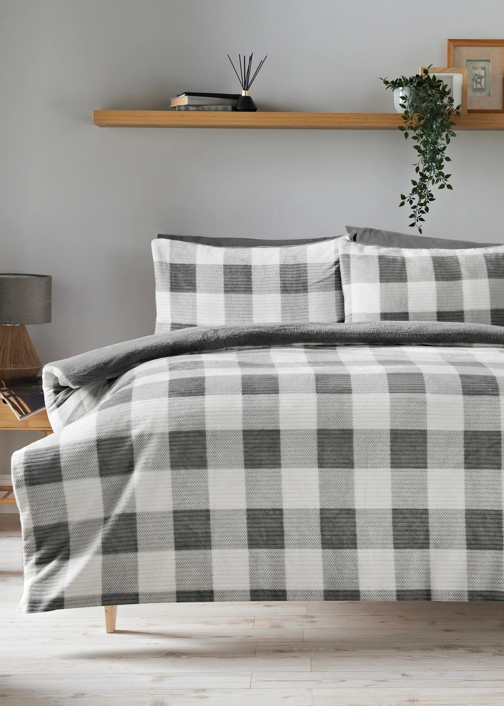 Grey Checked Fleece Duvet Set - King Image 1