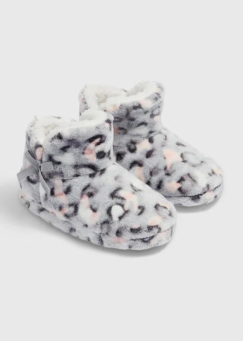 Girls Leopard Print Boot Slippers - 10-11 Image 1
