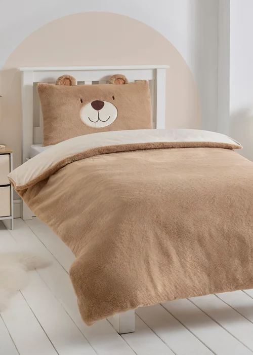 Natural Patch Bear Faux Fur Duvet Set - Single Image 1