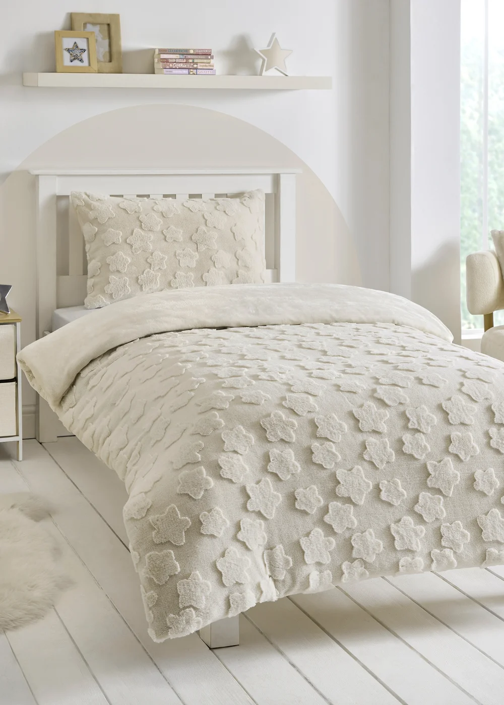 Neutral Faux Fur Star Duvet Set - Single Image 1