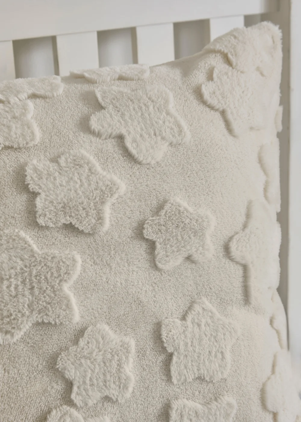 Neutral Faux Fur Star Duvet Set - Single Image 3