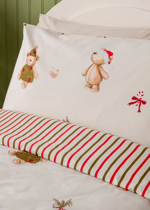 White Patch Bear Christmas Duvet Set - Single Image 2