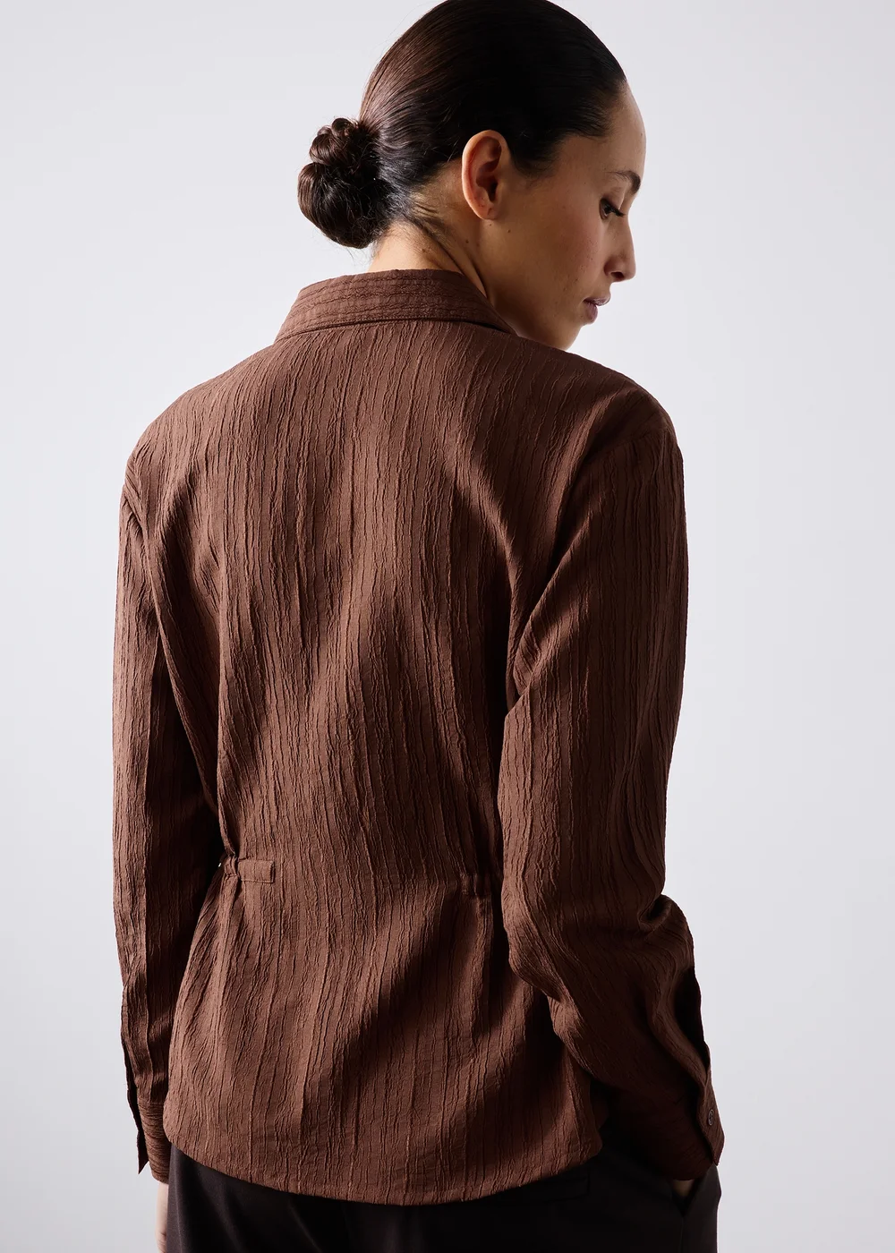 Chocolate Brown Textured Cinched Waist Shirt - 8 Image 2