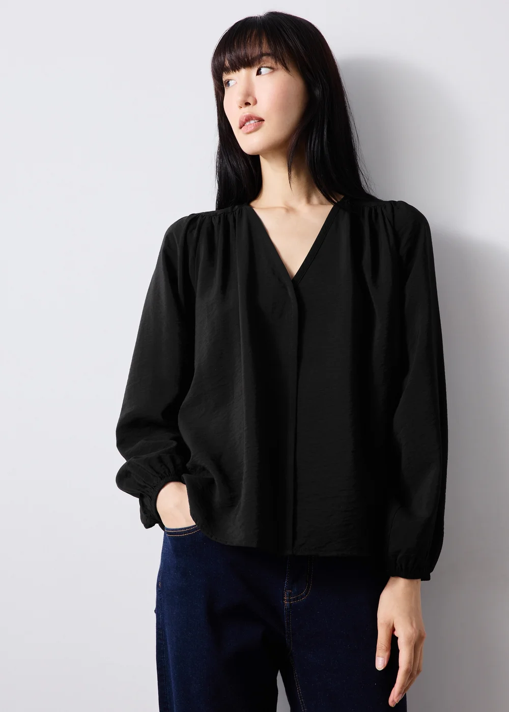 Black Popover Blouse - 8 Image 1