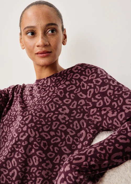 Burgundy Leopard Long Lounge Set - XS Image 3
