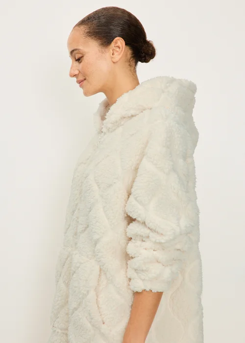 Cream Heart Zip Through Hooded Dressing Gown - XS Image 3