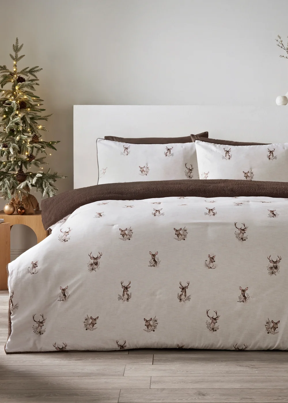 Natural Stag Fleece Duvet Set - Double Image 1