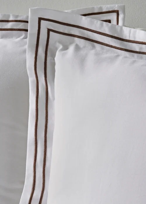 White Double Duvet Cover & Pillowcase Set - King Image 2