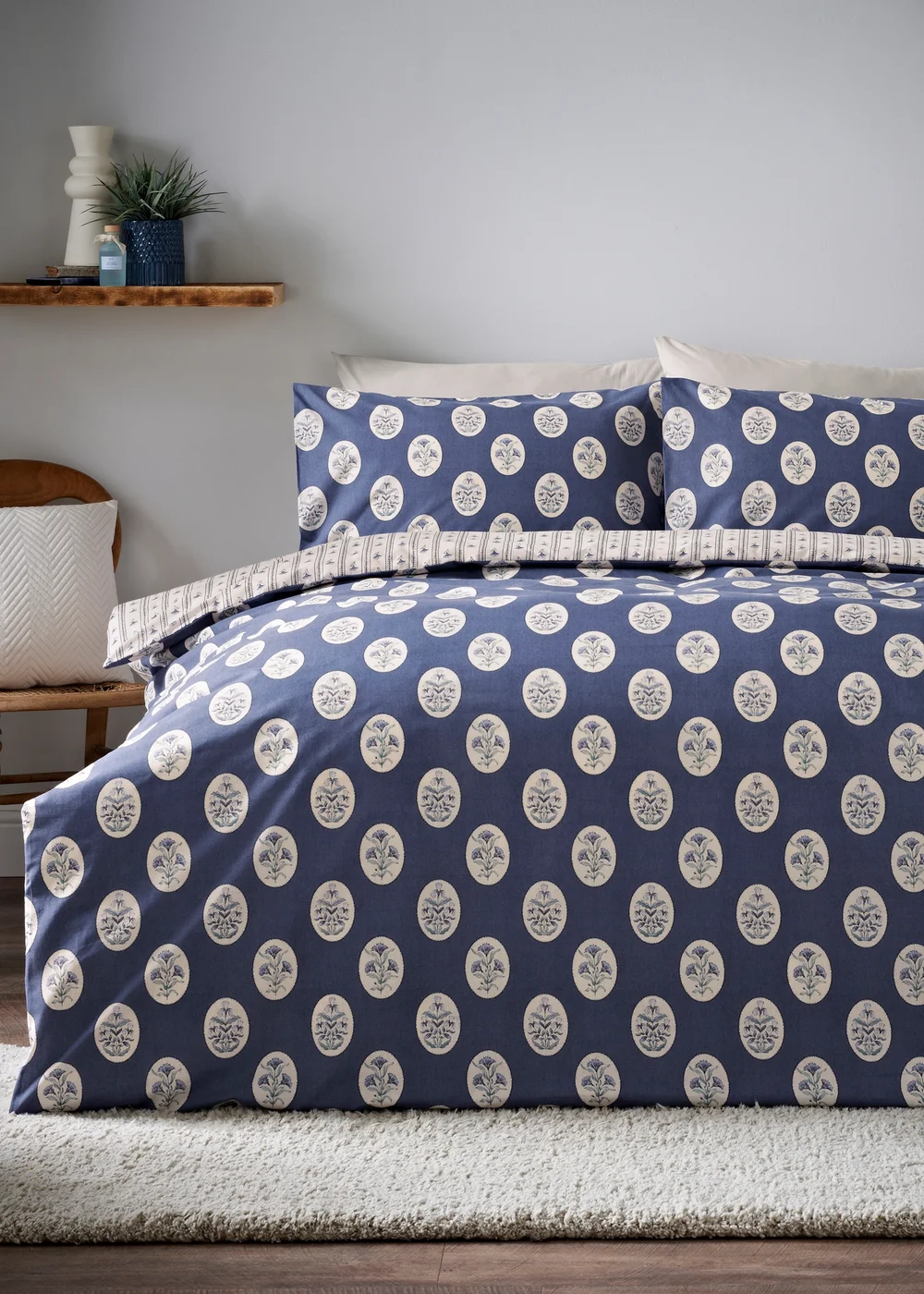 Blue Botanical Floral Bedding Set - Single Image 1