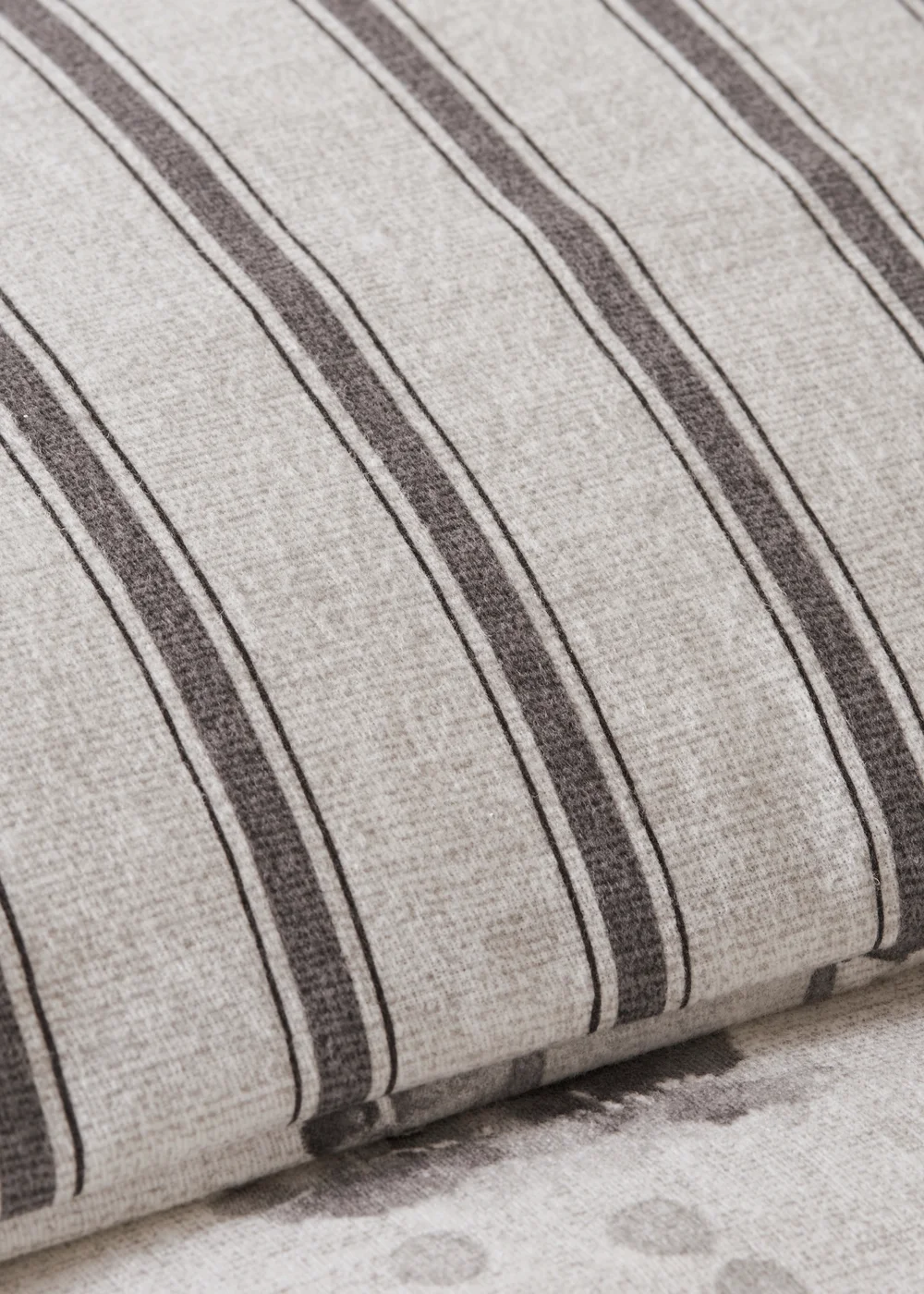 Grey Stag Print Duvet Set - Double Image 3