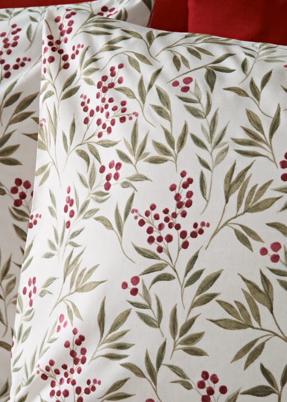 Red Berries Duvet Set - Double Image 2