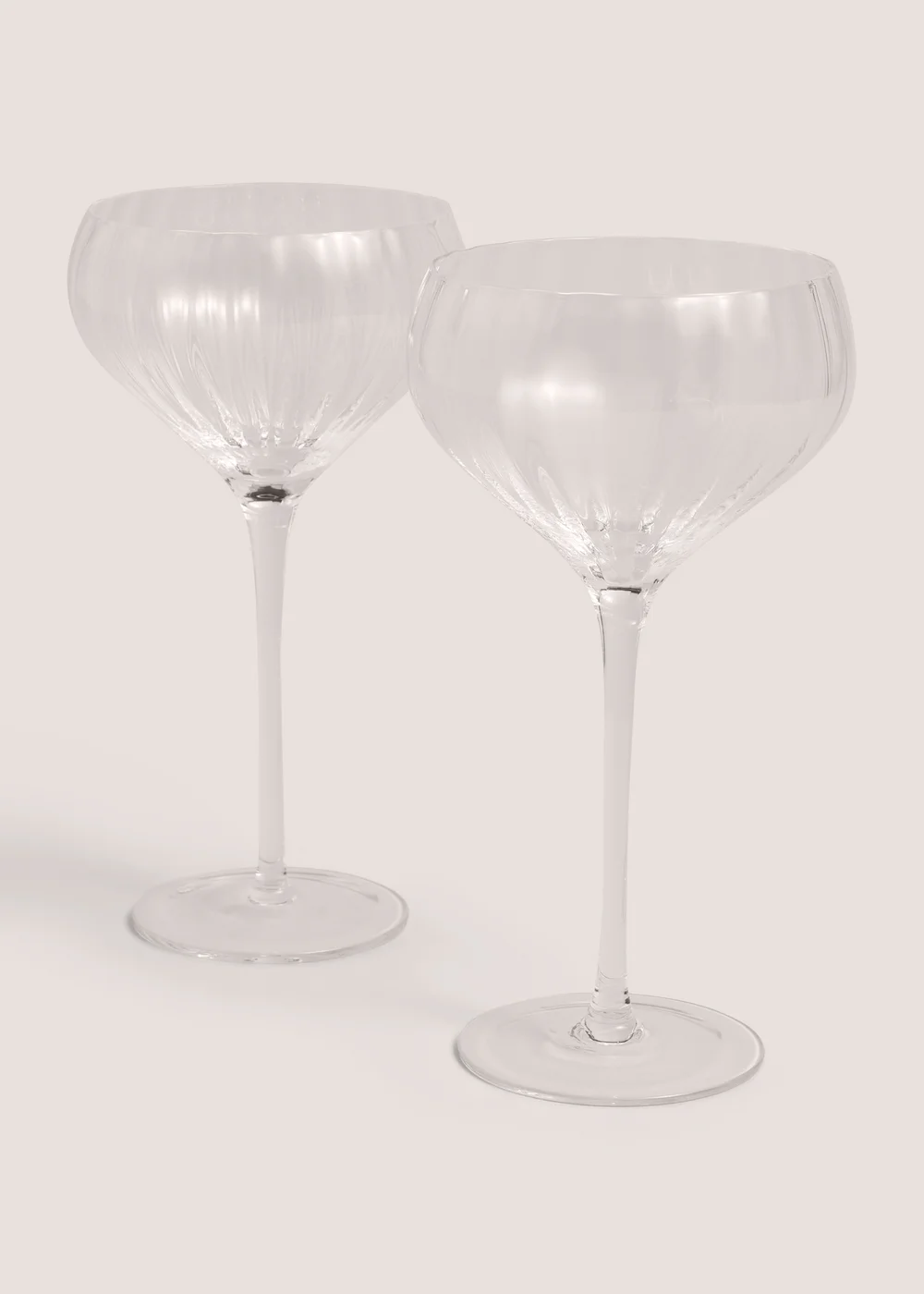 2 Pack Clear Groove Wine Glasses Image 1