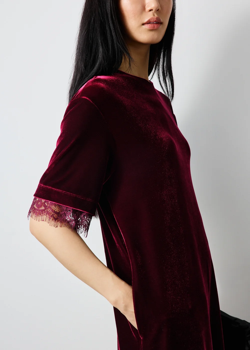 Wine Lace Trim Velvet Mini Dress - 8 Image 3