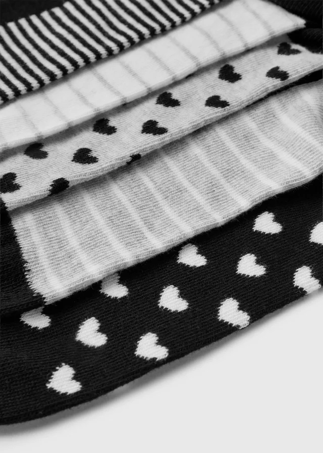 5 Pack Black Heart Ankle Socks