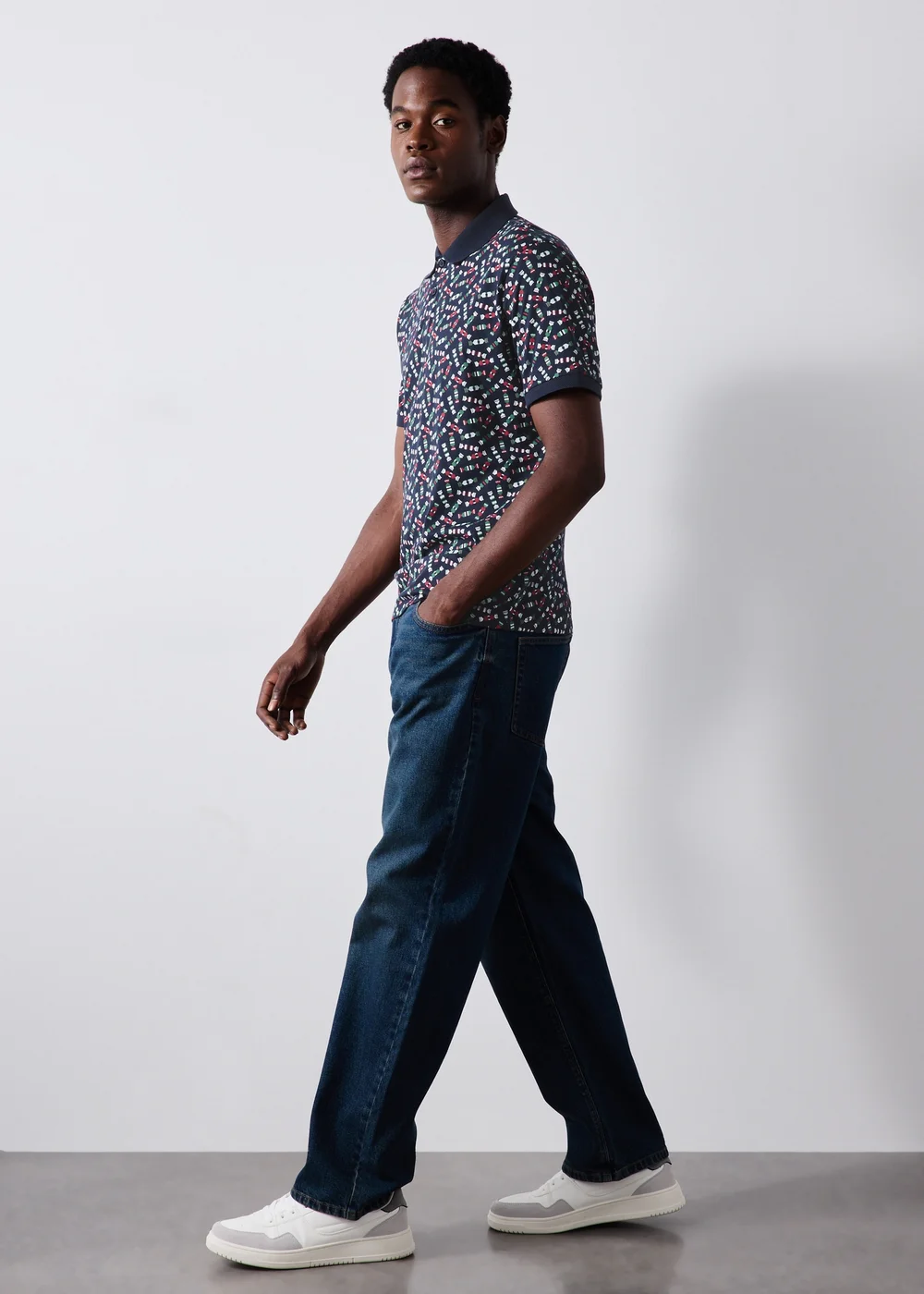 Navy Crackers Print Christmas Polo Shirt - S Image 2