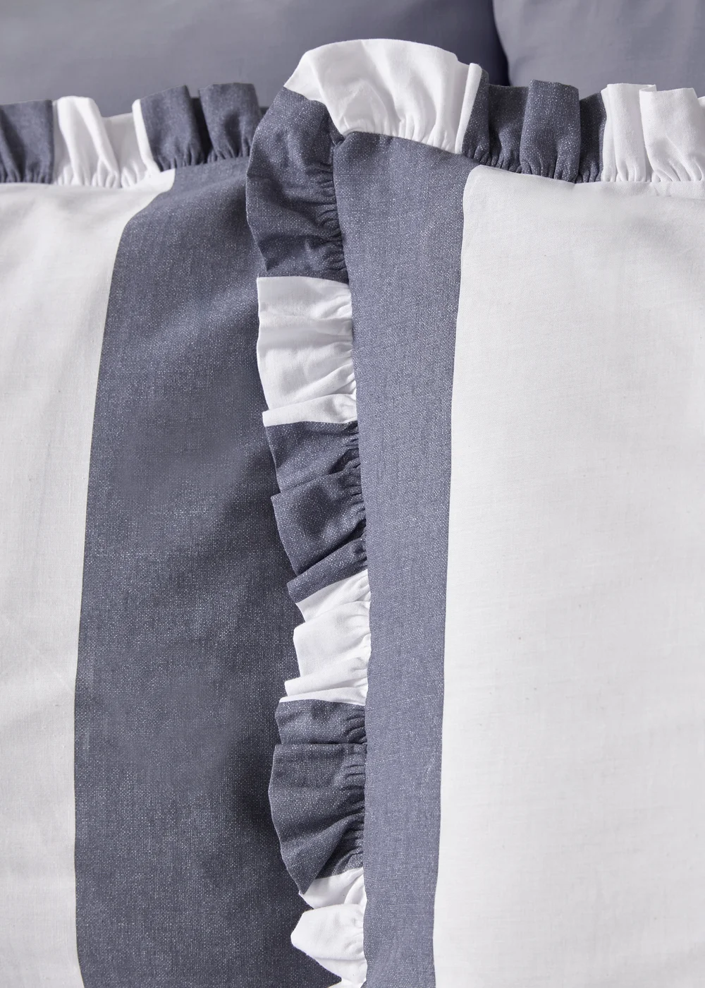 Blue Wide Stripe Pleat Duvet Set - Double Image 2