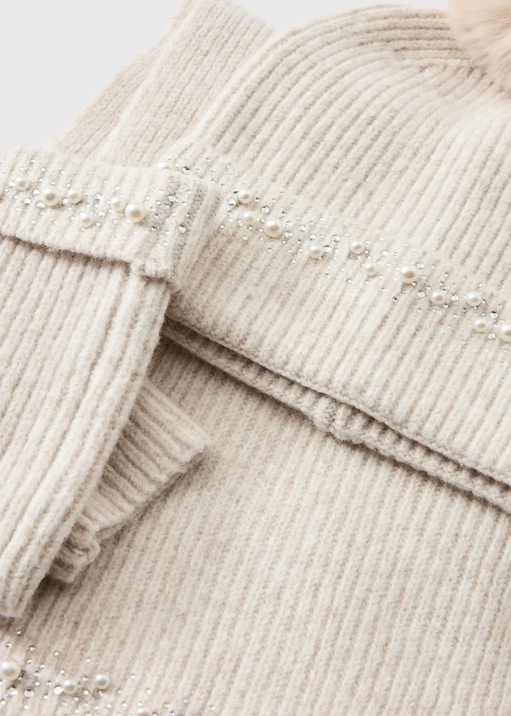 3 Piece Cream Hat Scarf & Glove Gift Set - One Size Image 2
