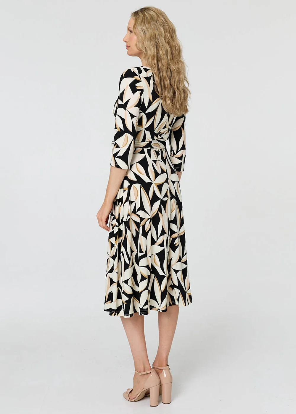 Izabel London Multi Black Leaf Print 3/4 Sleeve Midi Tie Dress - 12 Image 2