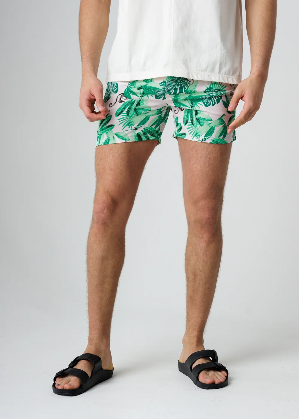 Influence Green Tropical Monkey Print Elasticated Shorts - XL Image 1