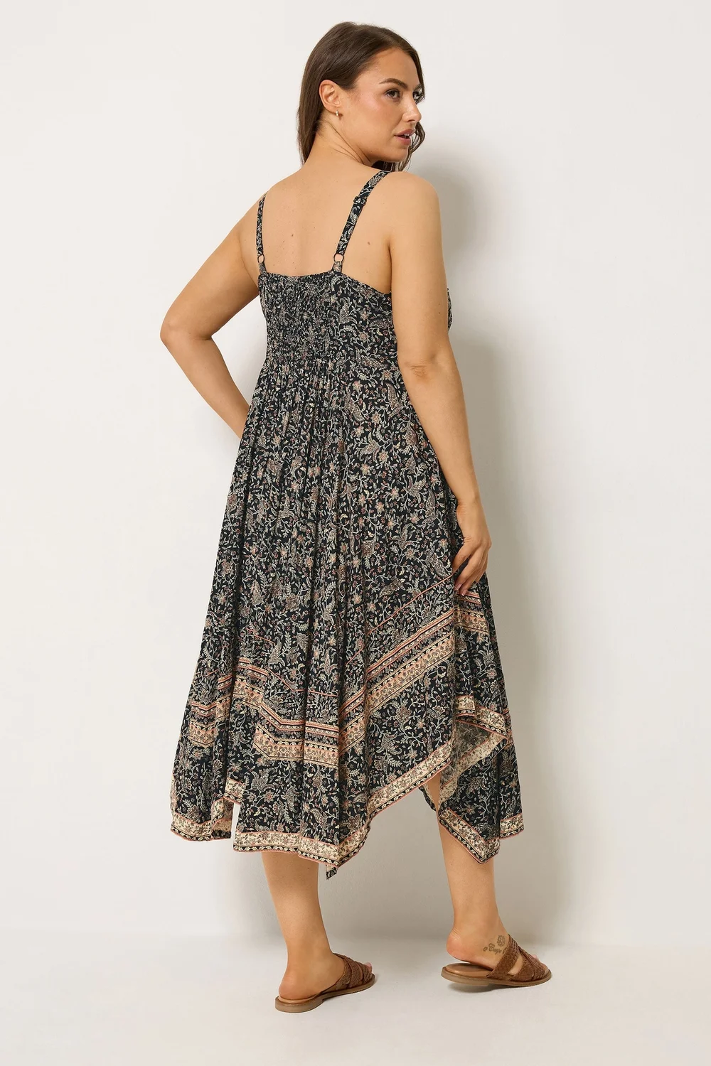 Yours Curve Black Paisley Hanky Hem Dress - 20 Image 4