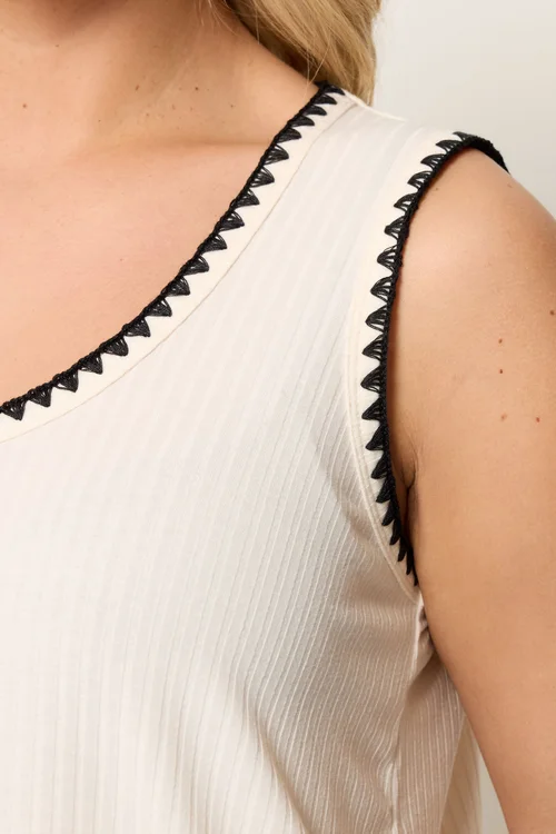 Yours Curve Cream Contrast Stitch Vest Top - 26-28 Image 5