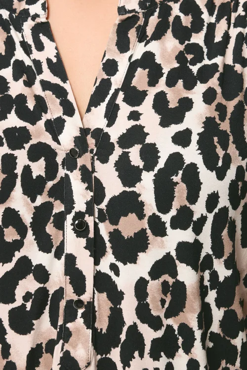 Yours Curve Black Leopard Print Blouse - 16 Image 5