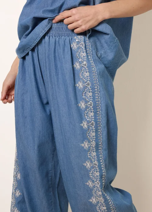 Blue Vanilla Blue Floral Embroidery Wide-Leg Trousers - M Image 3
