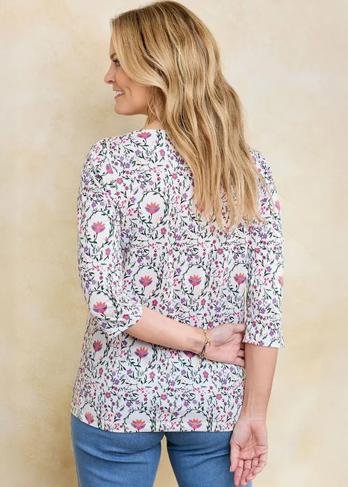 Cotton Traders Ivory Ladies 3/4 Sleeve Boat Neck Printed Top - 18 Image 4