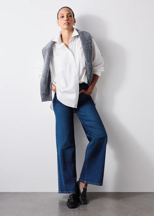 Blue Dark Wash Stretch Straight Leg Jeans - 24/L29 Image 4