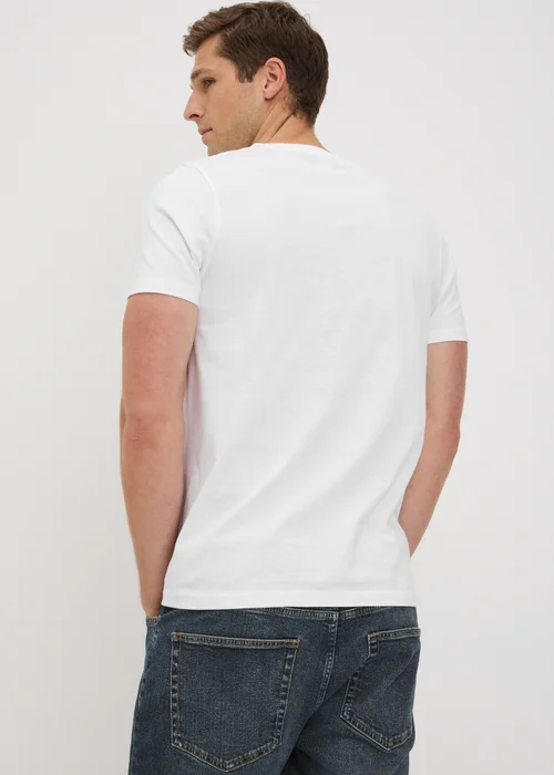3 Pack White Short Sleeve Vests - S Image 3