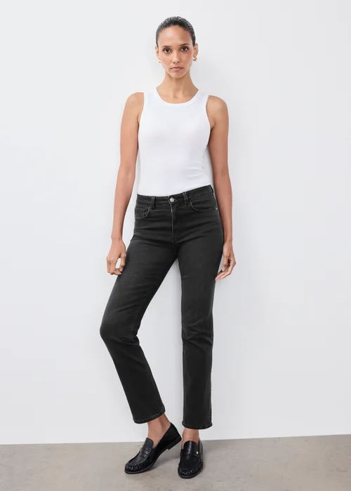 Black Wash Stretch Mid Rise Straight Leg Jeans - 8/L29 Image 4