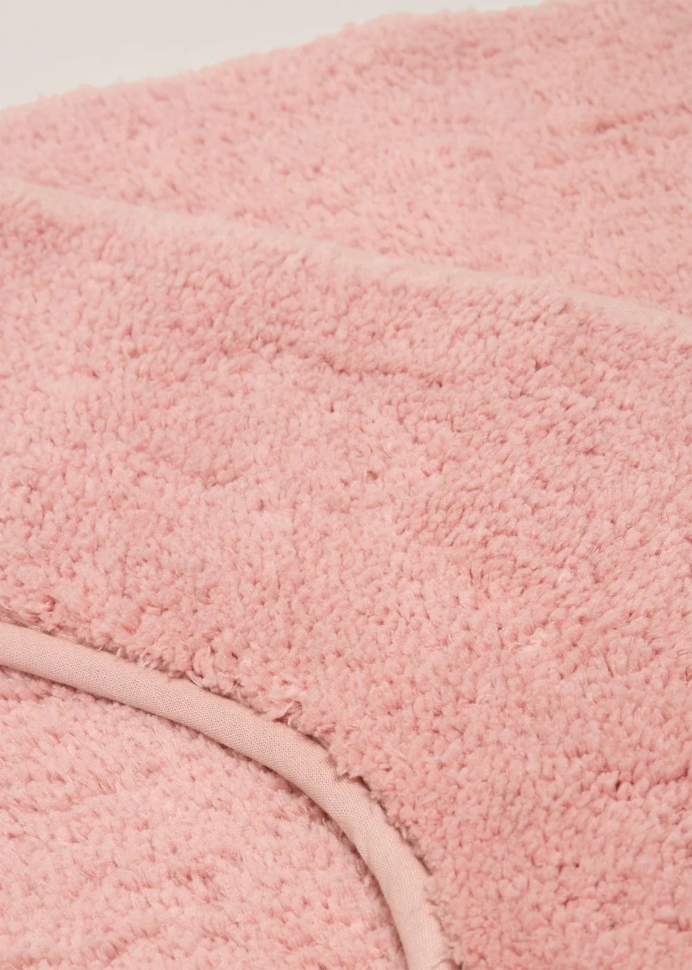 2 Pack Mauve Quick Dry Bath Mat Set Image 2